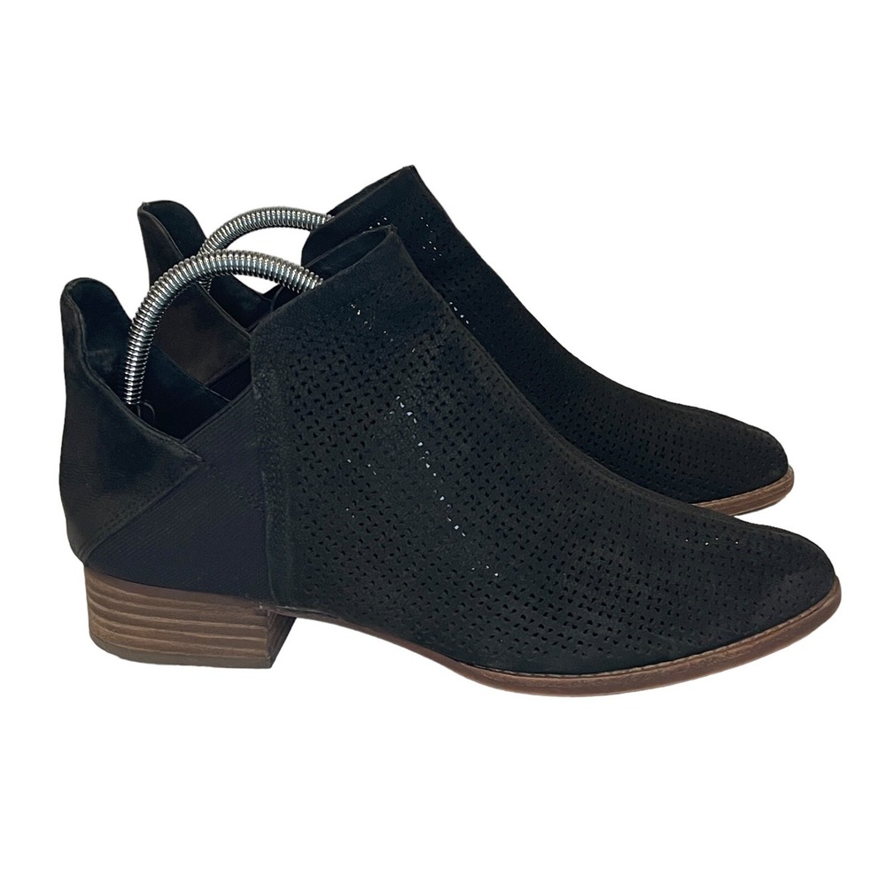 Vince Camuto‎ Women's Black Suede Leather Perforated Cutout Ankle Booties 11M